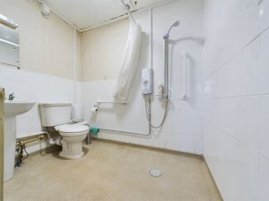 Wet Room- click for photo gallery